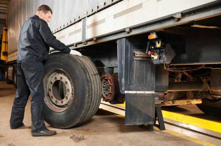 Heavy Vehicle Mechanics Westbury